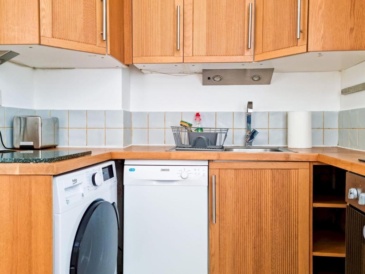 Pass The Keys Wimbledon Hideaway Apartamento Londres Exterior foto